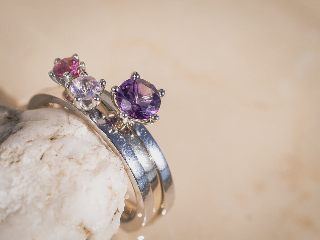 MIDI Ring- antiker Amethyst 14k Weissgold